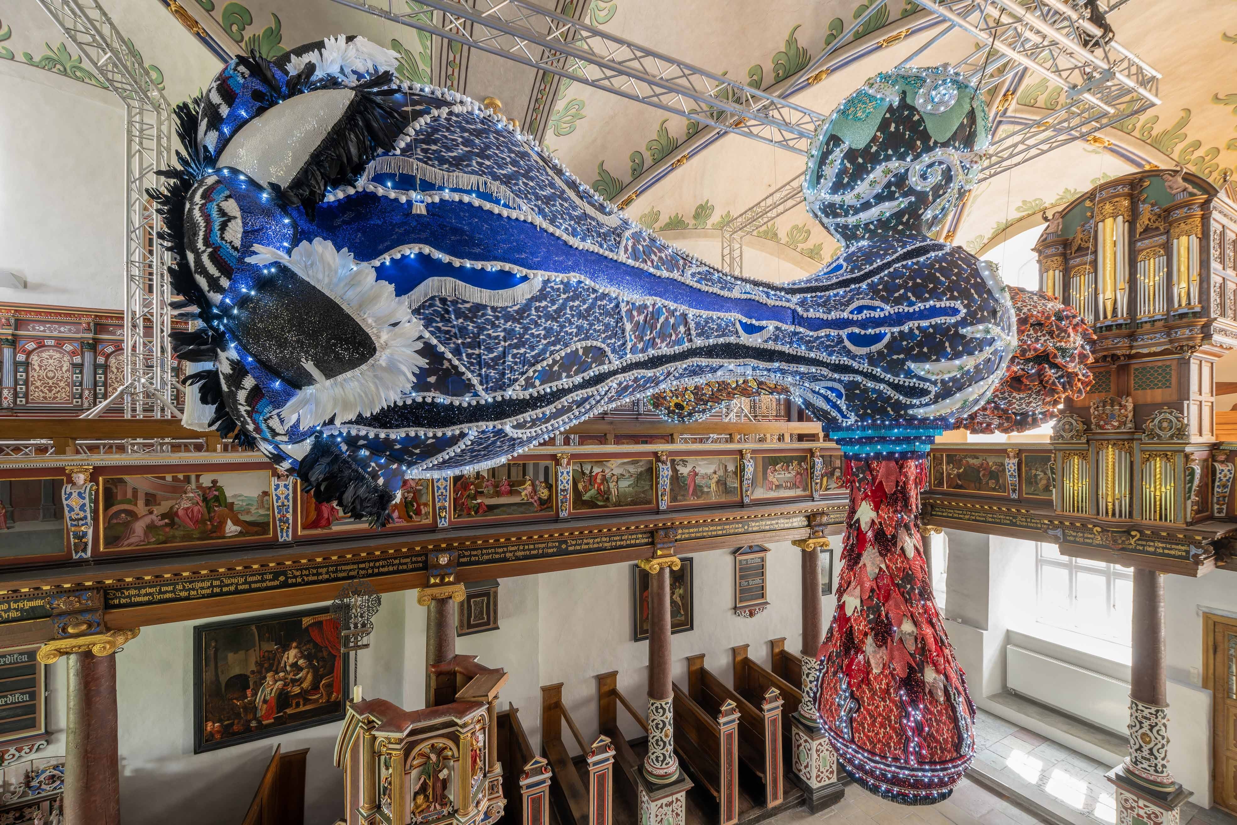 JOANA VASCONCELOS | LE CHÂTEAU DES VALKYRIES – KÖNIG GALERIE