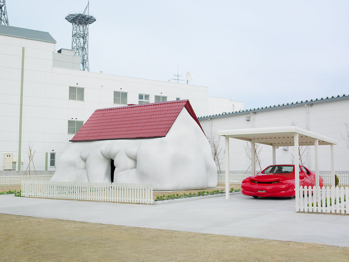 ERWIN WURM FAT HOUSE & FAT CAR KÖNIG GALERIE