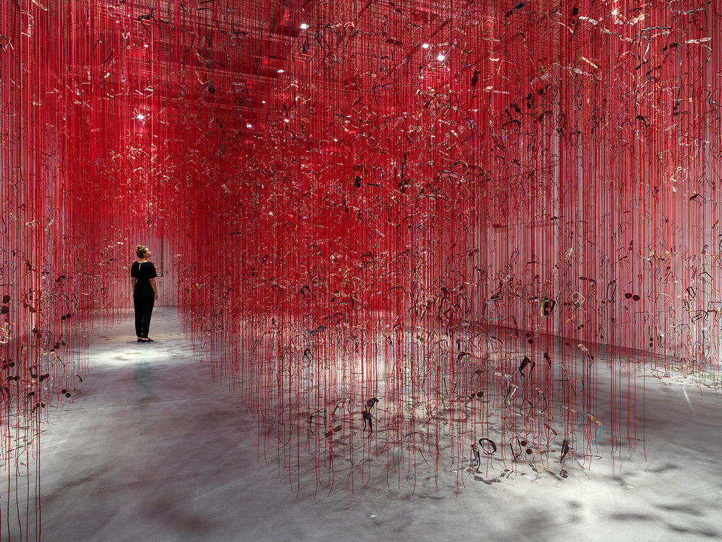CHIHARU SHIOTA | EYE TO EYE – KÖNIG GALERIE