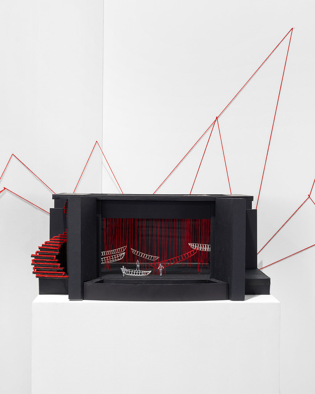 Chiharu Shiota: Stage Design for 