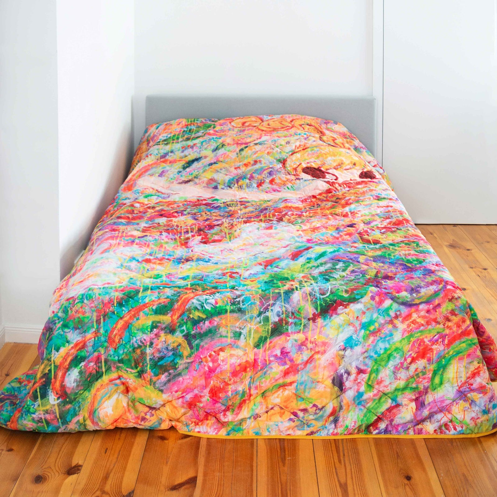 Quilted Blanket CUTE. WEIRD. FREE. – KÖNIG GALERIE