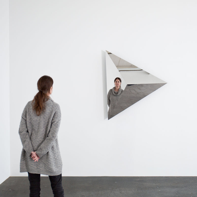 Rotating Triangular Pyramid I – KÖNIG GALERIE